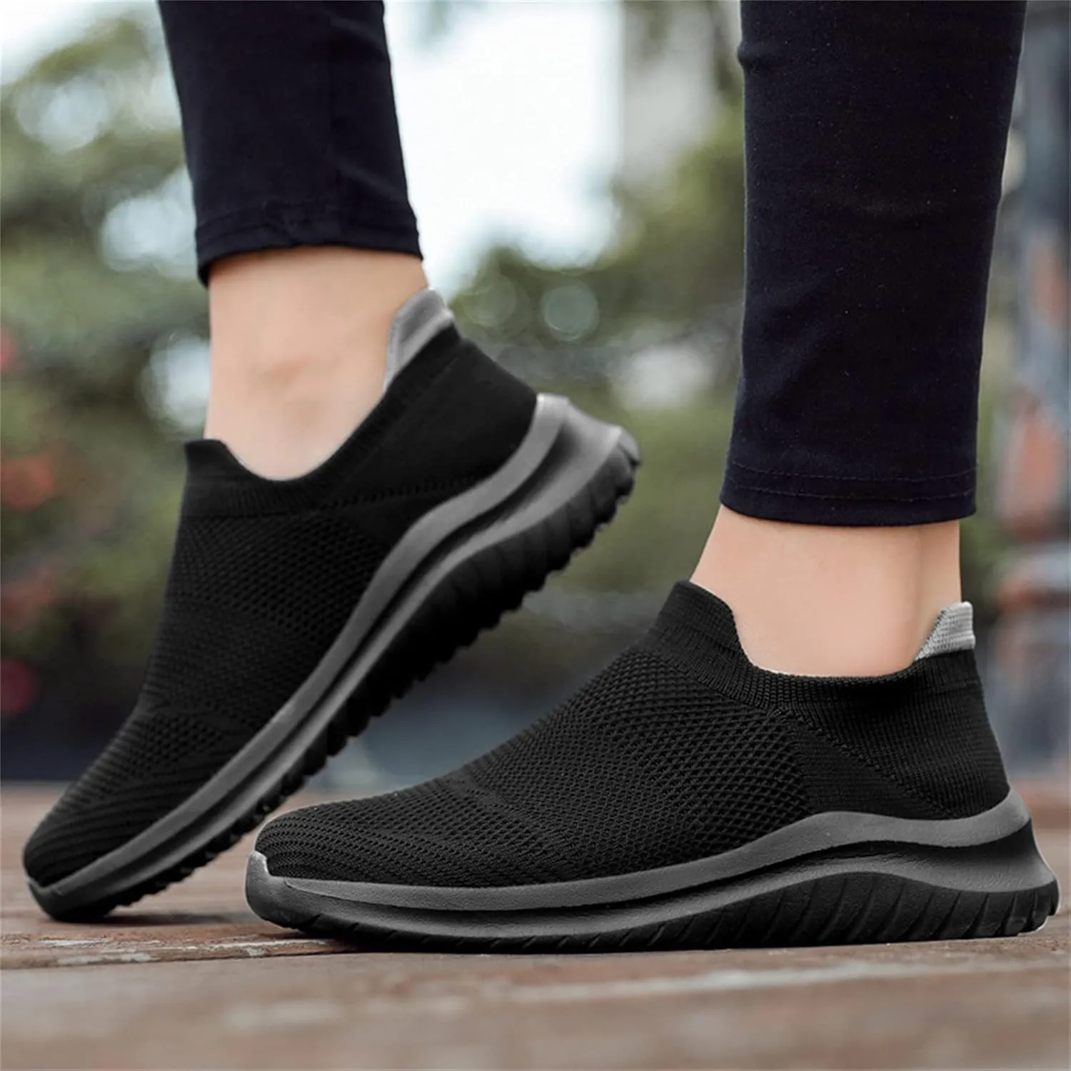 Athletic Shoes Women Slip On Running Shoes Non Slip Walking Shoes Lightweight Workout Shoes Breathable Fashion Sneakers