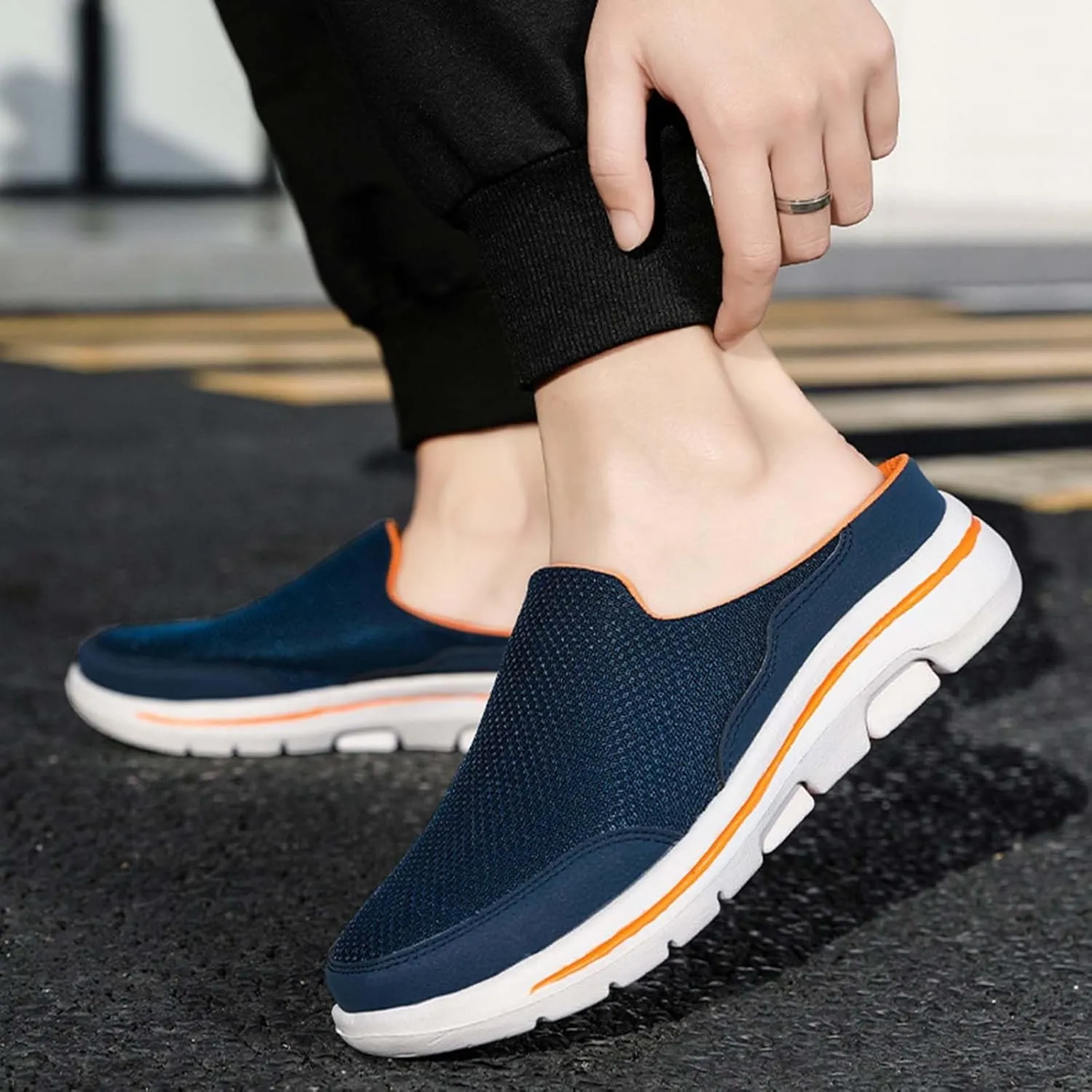Comfortable and Breathable Flat Soled Slip On Mesh Heelless Casual Shoes for Men and Women Casual Skate Shoes